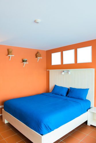 Orange-combination-for-bedroom-walls