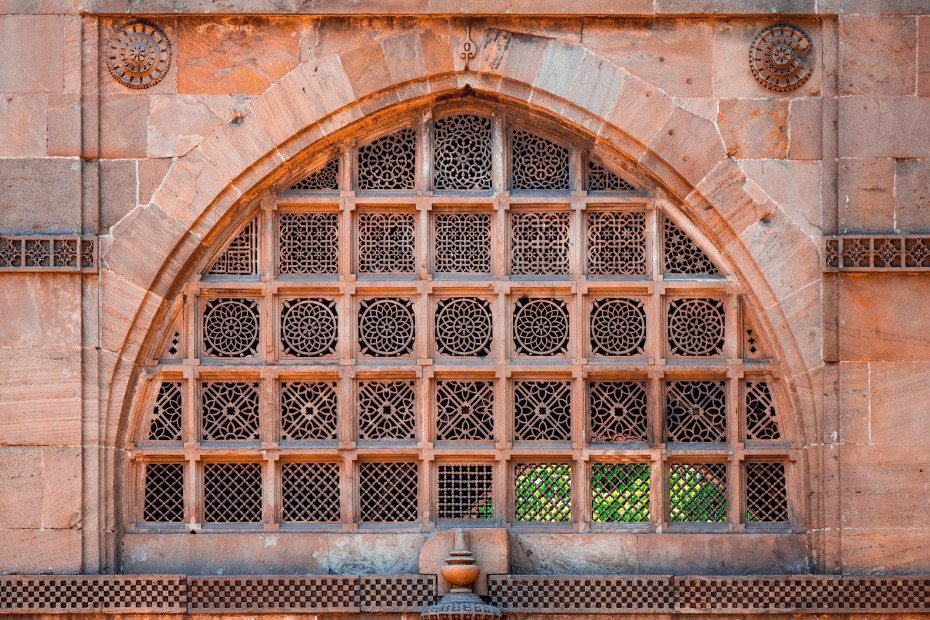 Latest & Modern wooden Jali door designs with photos 4 jali wala main door