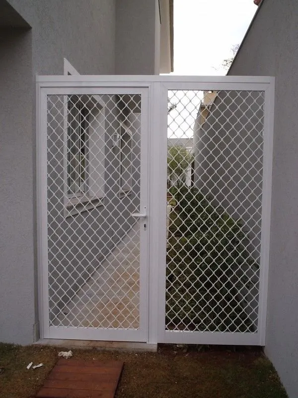 Aluminium bathroom door design 34 aluminium door with jali