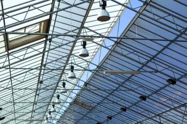 glass-roof-pergola-design for long roof
